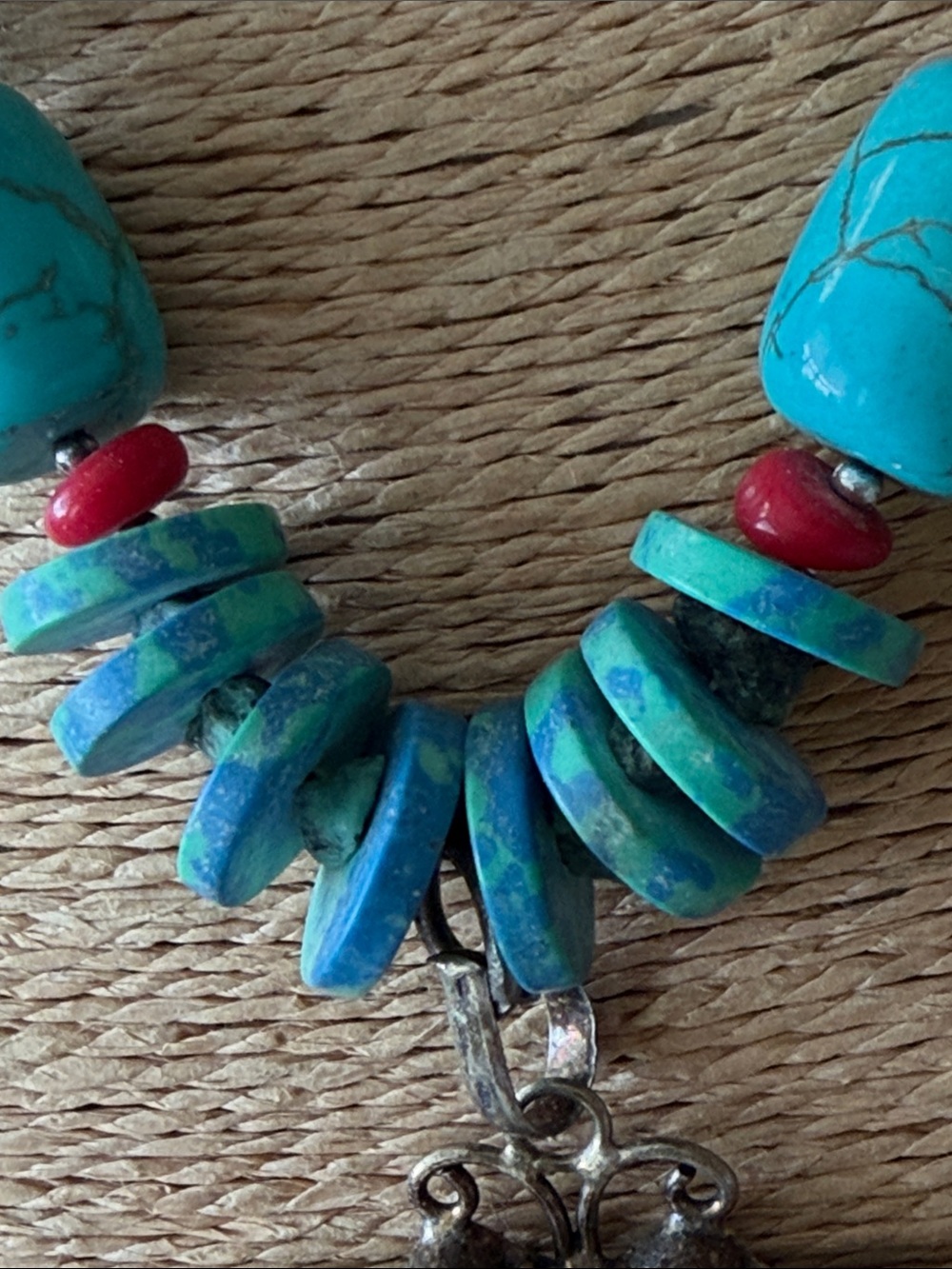Exquisite turquoise and garnet sterling silver butterfly pendant with turquoise - Picture 8 of 16